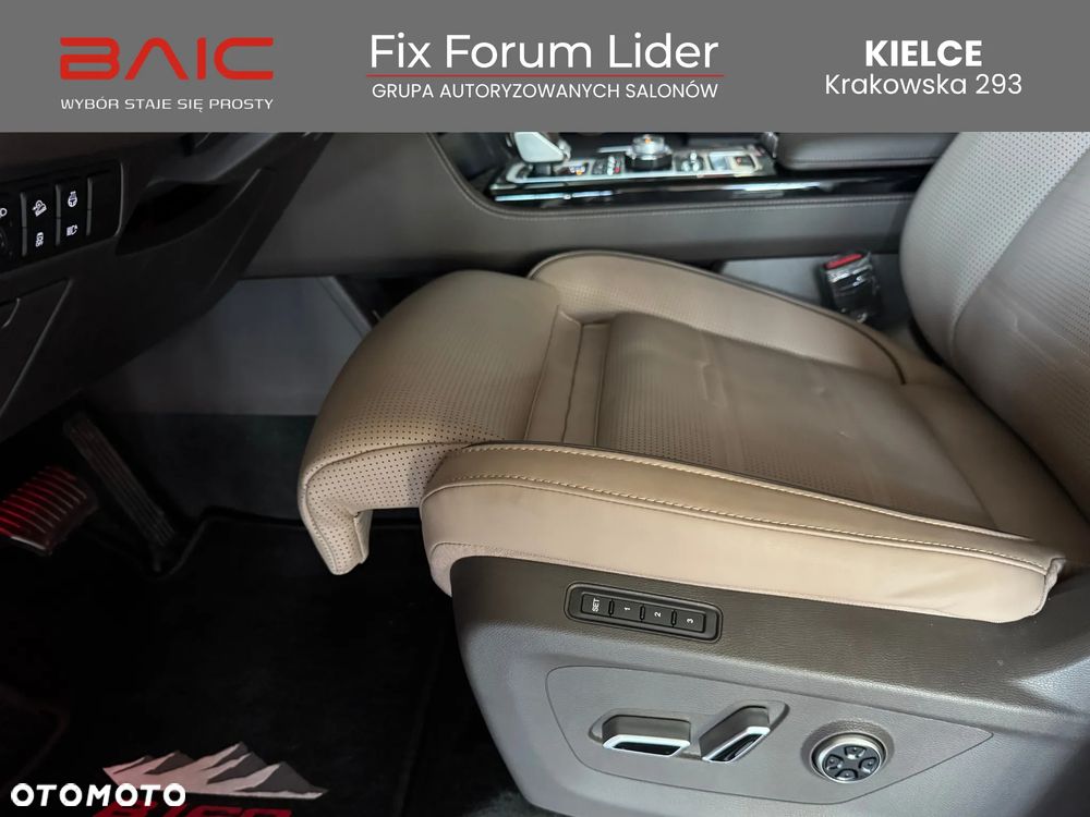 BAIC BJ60 2.0 mHEV Flagship 4x4 - 13