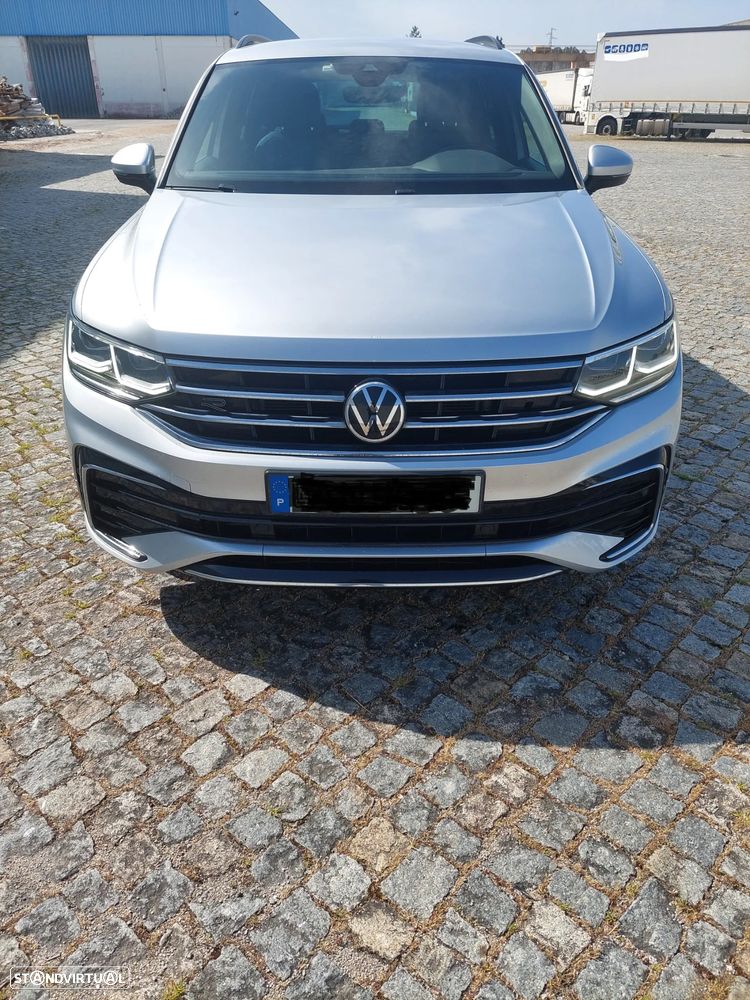 VW Tiguan 2.0 TDI R-Line DSG - 1