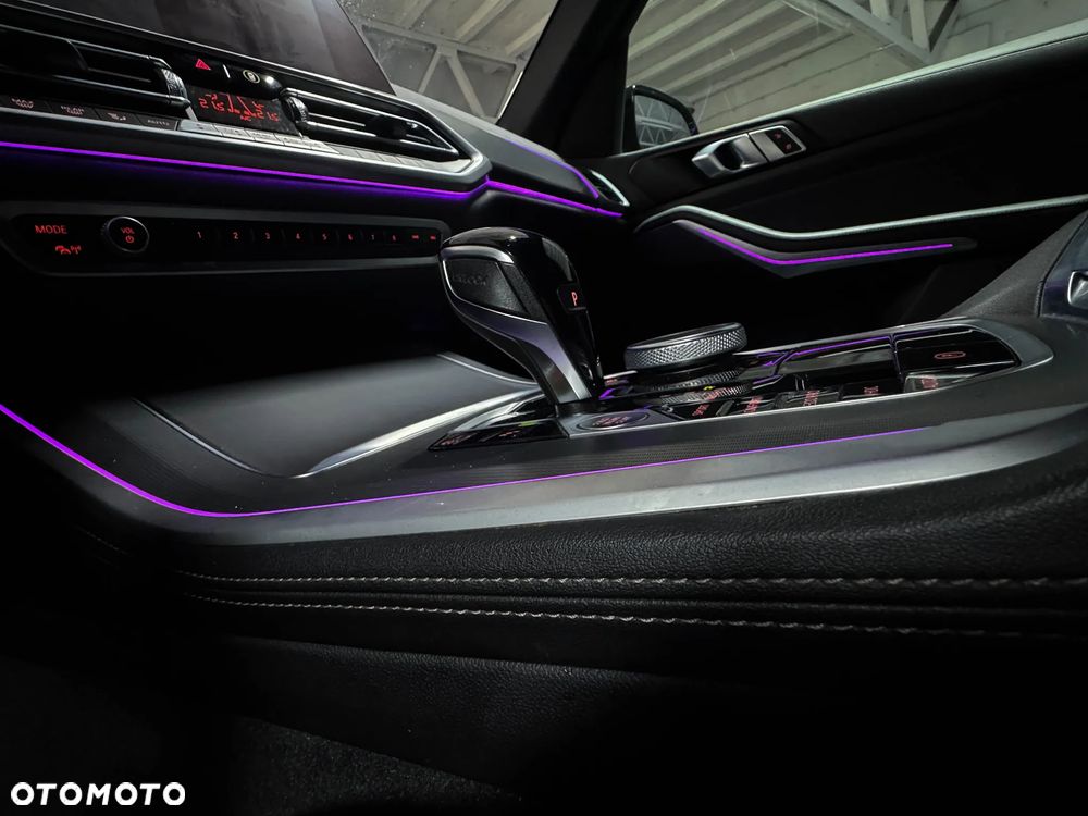 BMW X5 xDrive30d - 25