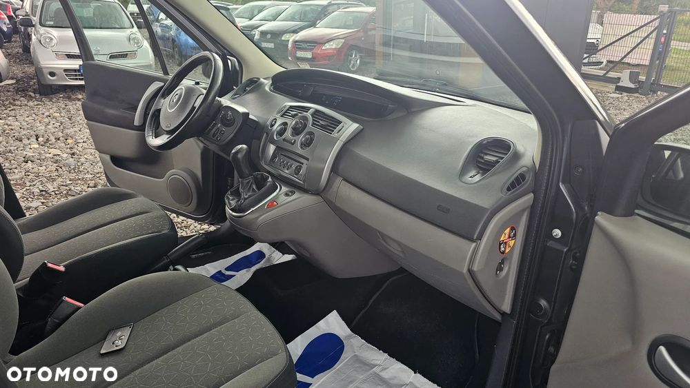 Renault Scenic 1.6 16V Authentique Euro5 - 15