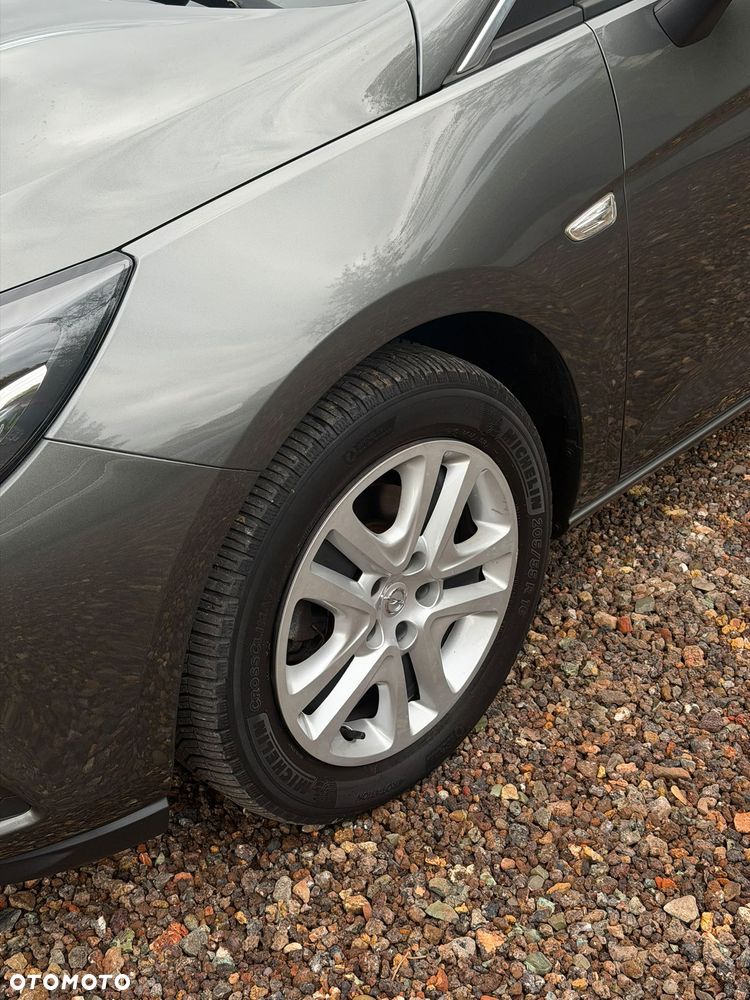 Opel Astra 1.4 T GPF Dynamic S&S - 26