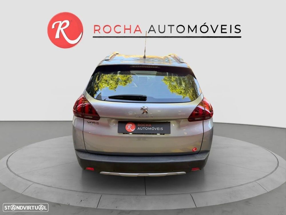 Peugeot 2008 1.2 PureTech Allure EAT6 - 7