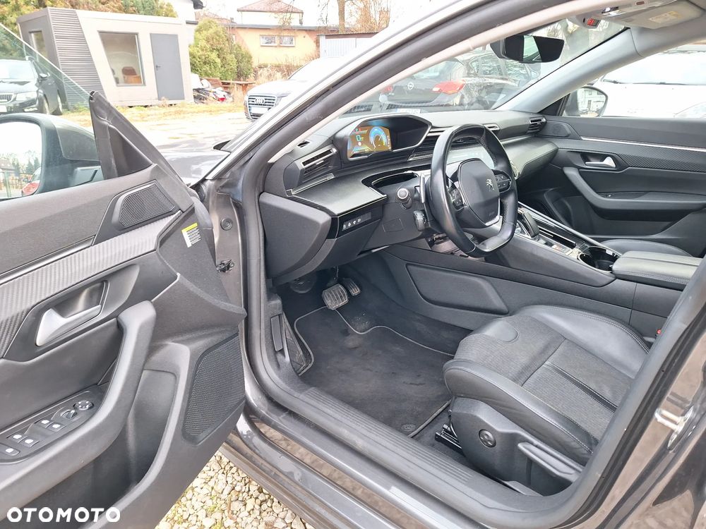 Peugeot 508 1.6 PureTech HYbrid PHEV Allure S&S EAT8 - 17