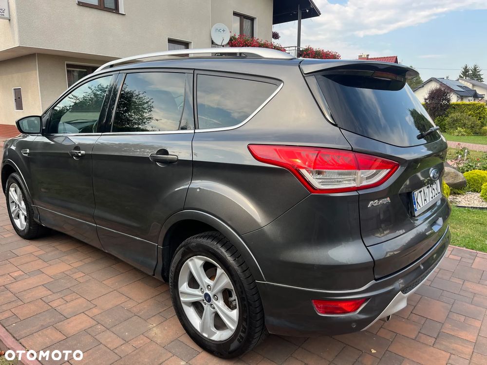 Ford Kuga 2.0 TDCi 4WD Titanium - 4