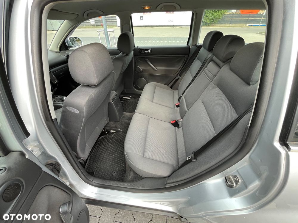 Volkswagen Passat 1.9 TDI Comfortline - 9