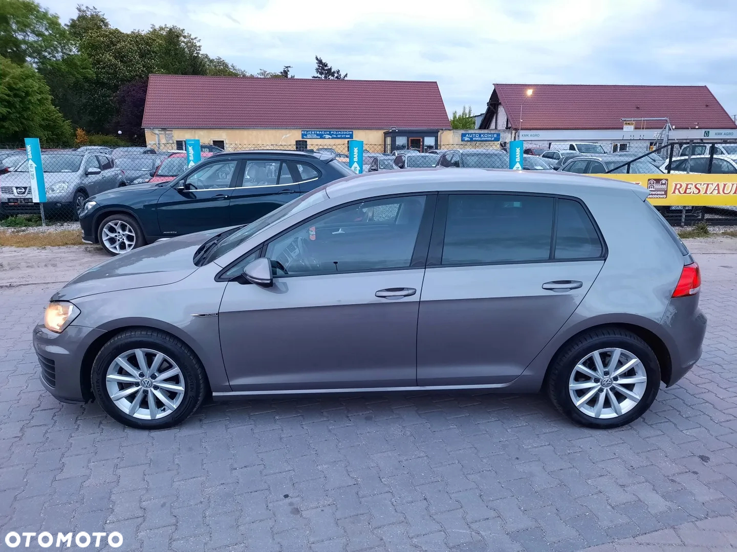 Volkswagen Golf 1.6 TDI BlueMotion Technology Lounge - 10