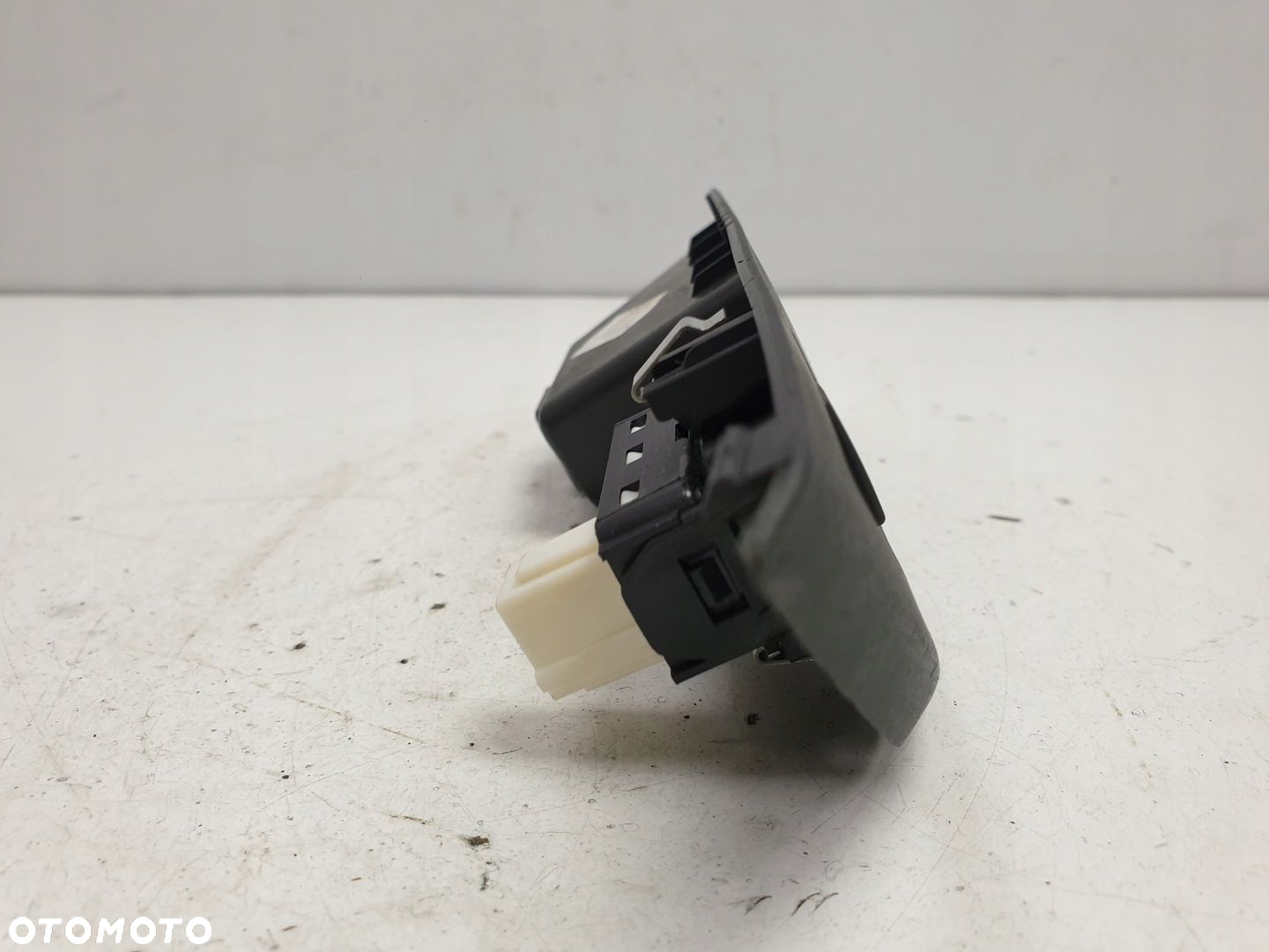 Opel Corsa F PRAWY PANEL STERWANIA SZYBĄ tył - 4