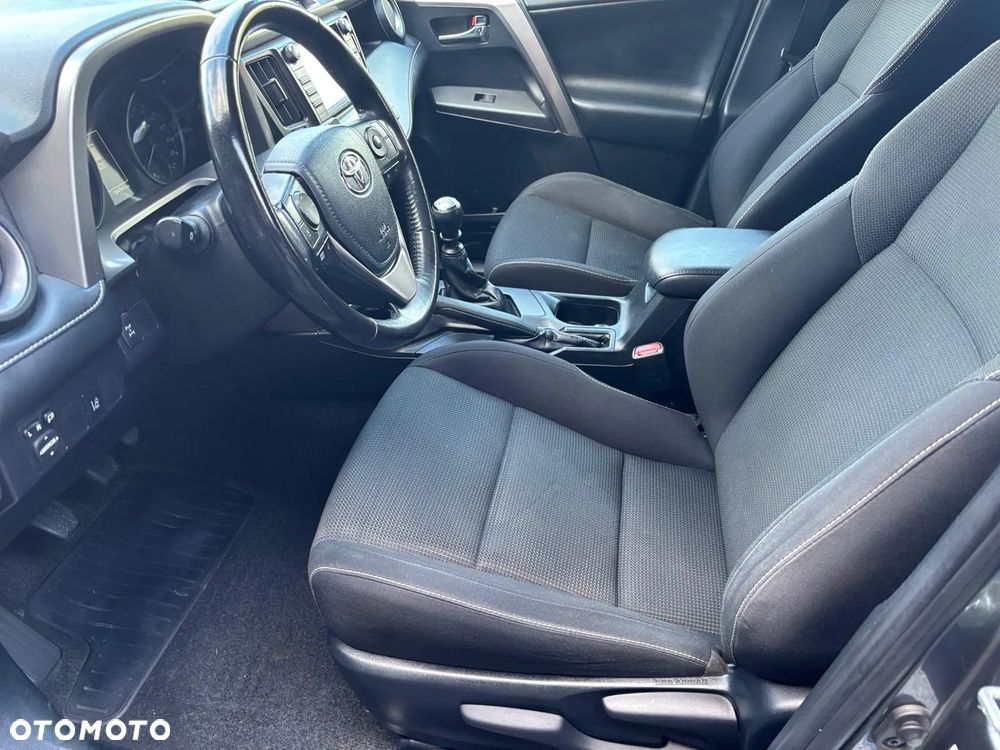 Toyota RAV4 2.0 4x4 Executive - 16