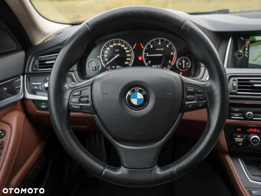 BMW Seria 5 525d Modern Line - 23