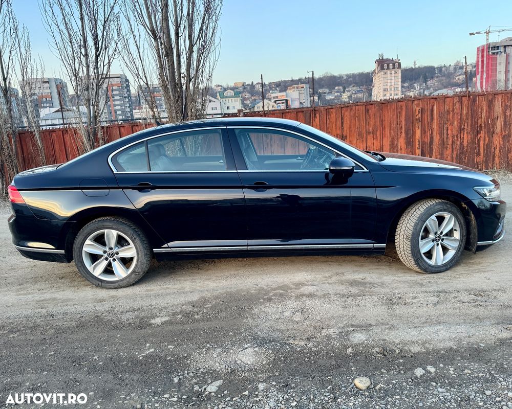 Volkswagen Passat 2.0 TDI DSG Highline - 8