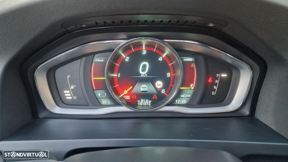 Volvo V60 D6 Plug-In-Hybrid AWD Geartronic Summum - 21