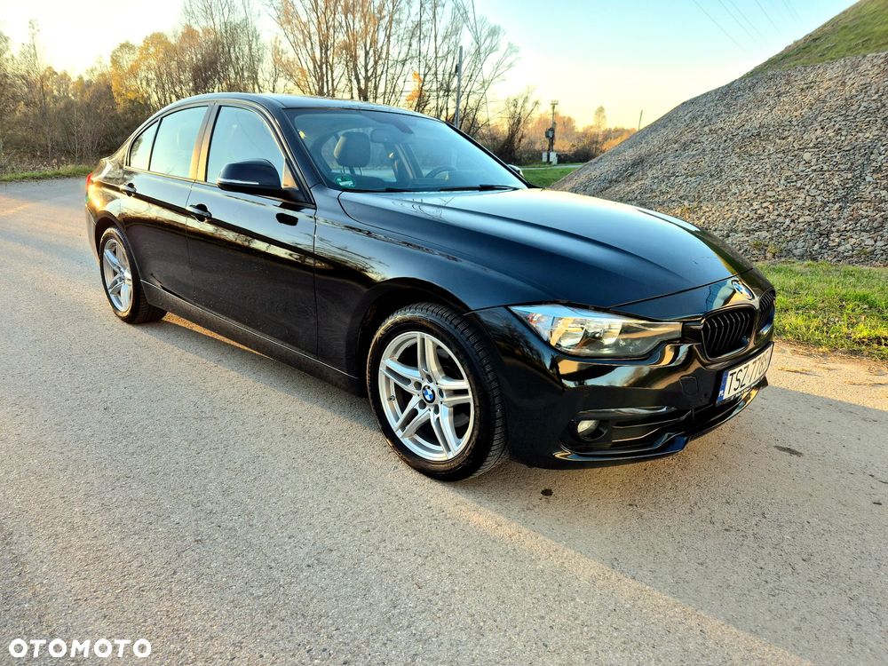 BMW Seria 3 316d - 19