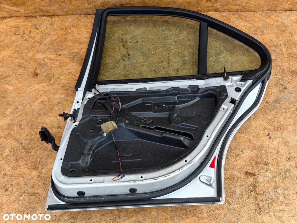Drzwi BMW E39 PRAWY TYŁ prawe tylne SEDAN kompletne titansilber - 3