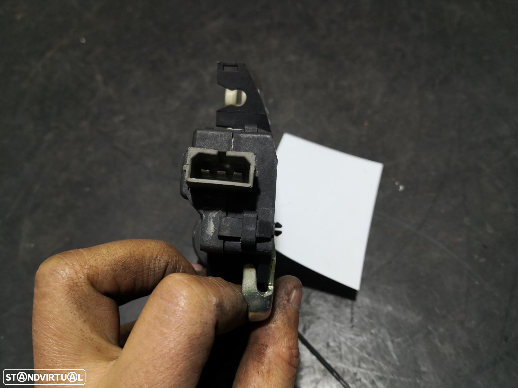 Fecho Da Mala Volkswagen Passat (3C2) - 2