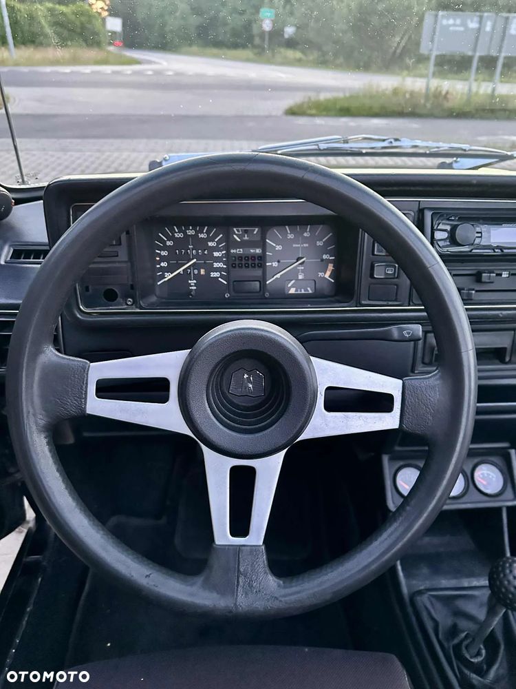 Volkswagen Golf 1.8 GL - 2