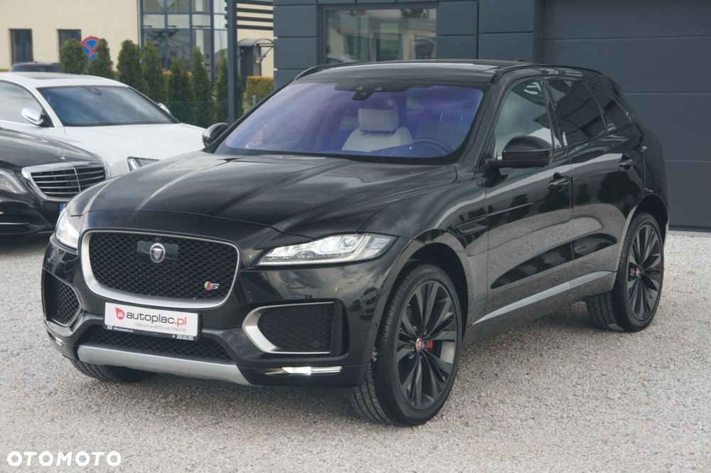 Jaguar F-Pace - 5