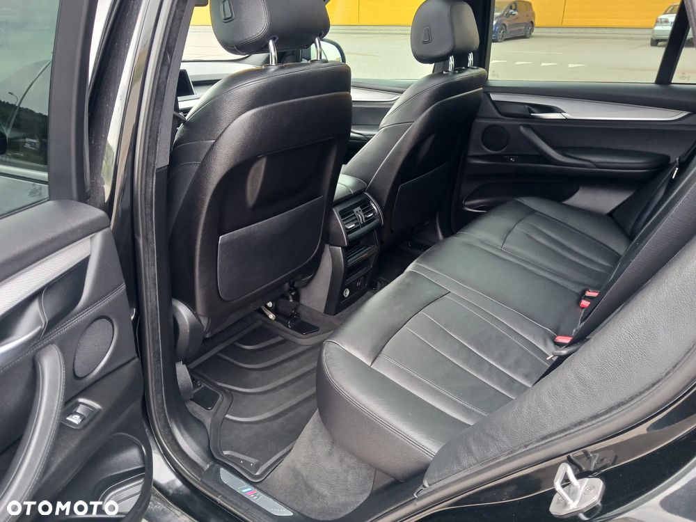 BMW X5 M M50d - 17