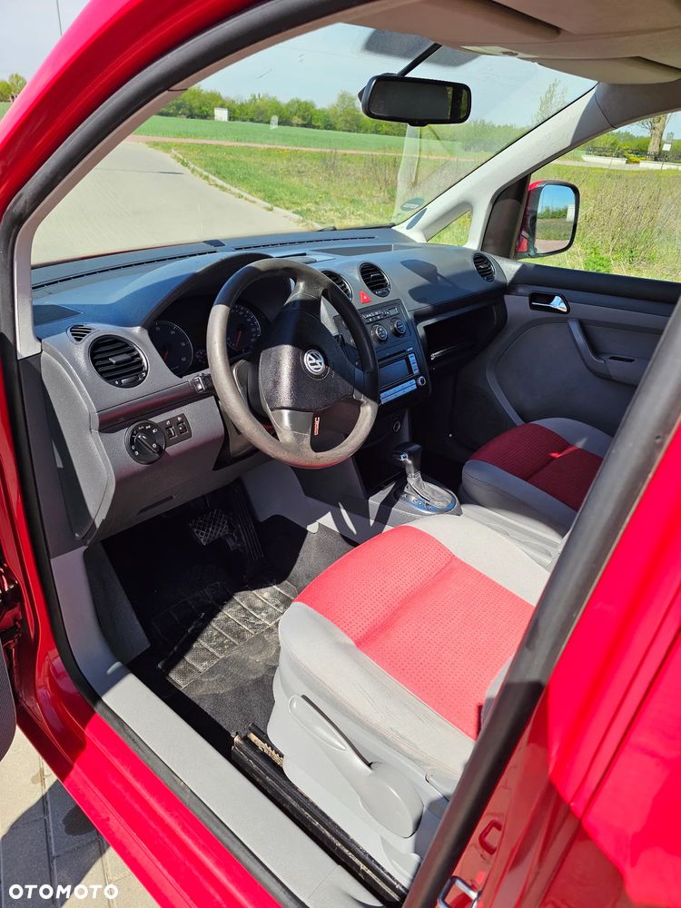Volkswagen Caddy Life DSG - 17