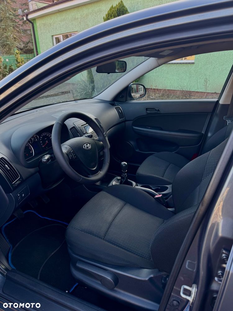 Hyundai i30 1.4 Team 08 - 6