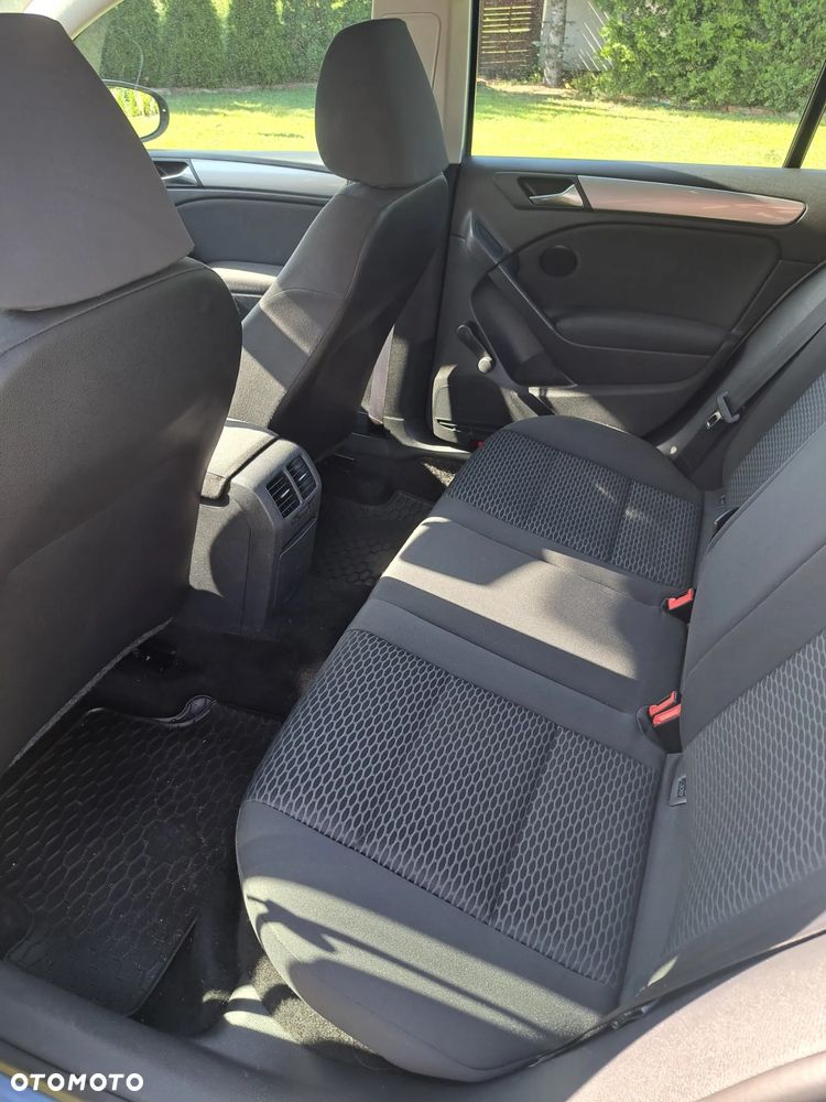 Volkswagen Golf 1.4 Team - 11