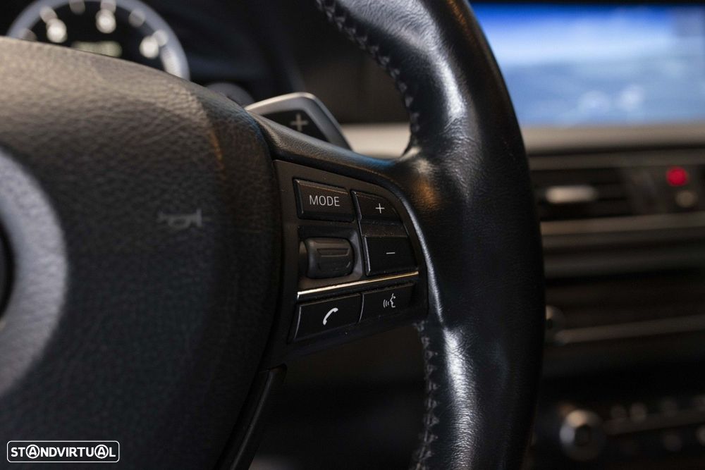 BMW 520 d Pack M Auto - 16