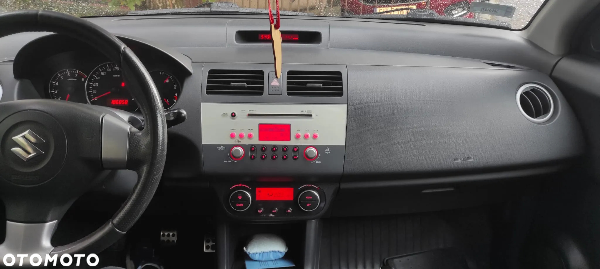 Suzuki Swift 1.6 Sport - 9