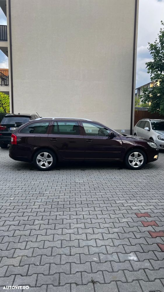 Skoda Octavia 1.6 TDI AMBITION - 11