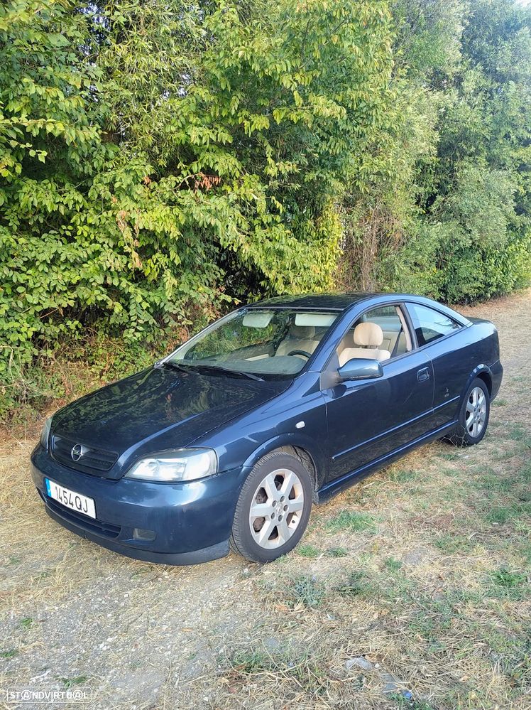 Opel Astra Coupe 1.8 16V - 3