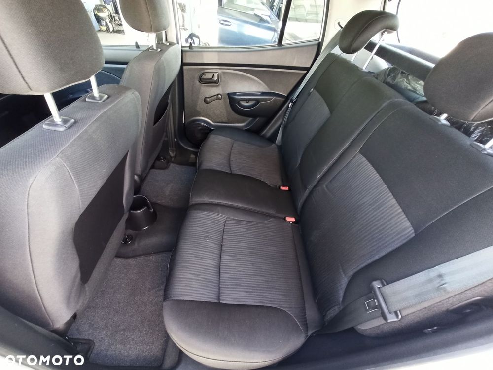 Kia Picanto - 11