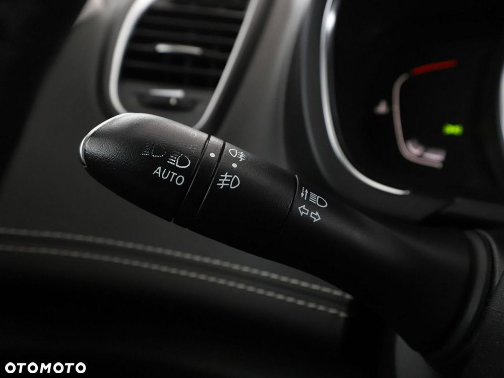 Renault Grand Scenic - 37