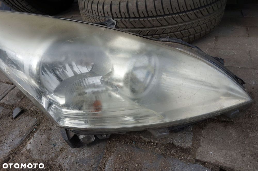 LAMPA PRZEDNIA PRAWA 3008 I 9682519080 PEUGEOT 2009-2013 - 2