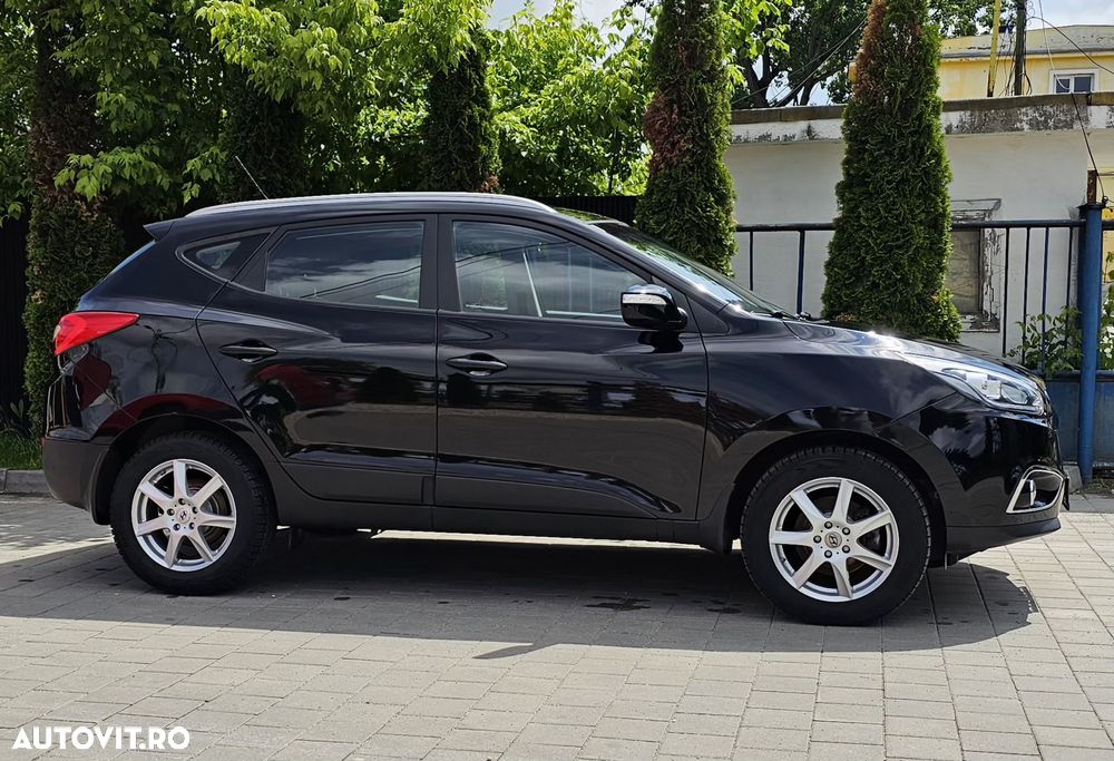 Hyundai ix35 2.0 CRDI 4WD Style - 3