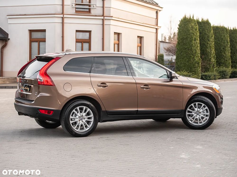 Volvo XC 60 D5 AWD Summum - 14