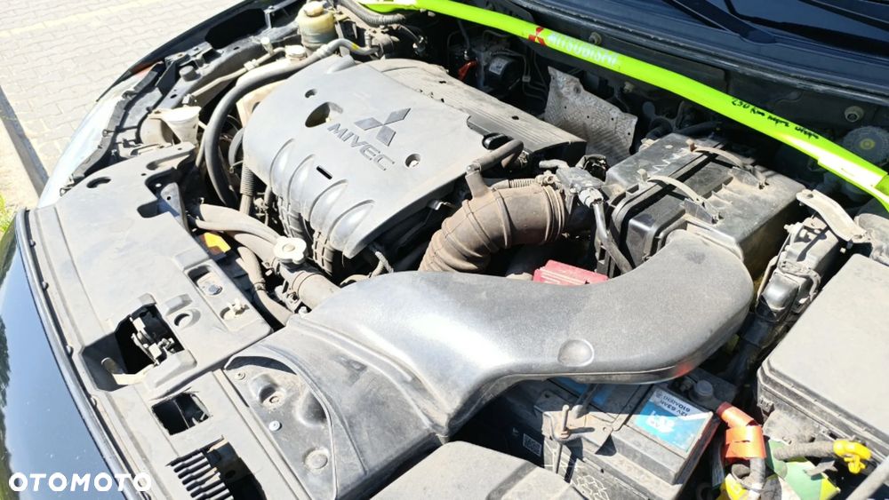 Mitsubishi Lancer 1.8 Inform LPG - 19