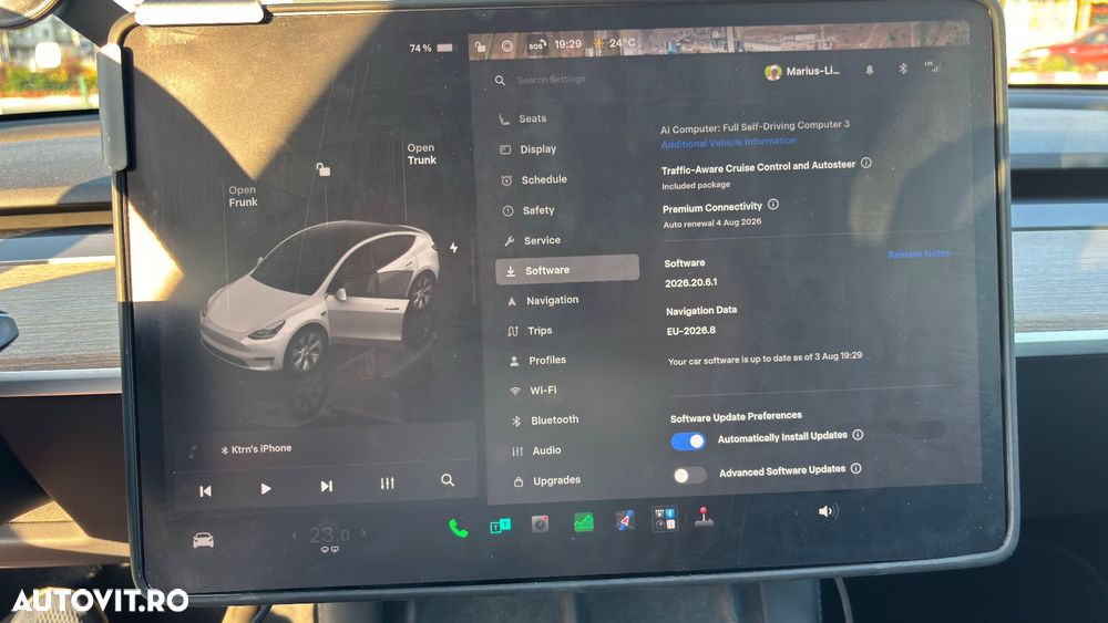 Tesla Model Y - 16