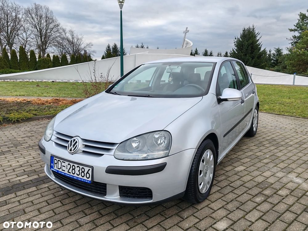 Volkswagen Golf - 2