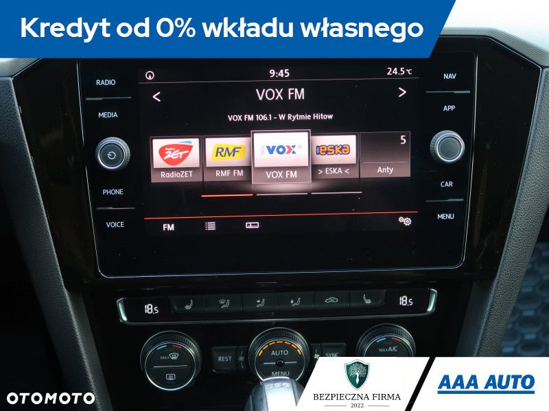 Volkswagen Passat - 13