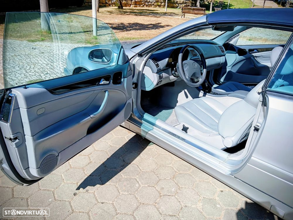 Mercedes-Benz CLK 230 - 11