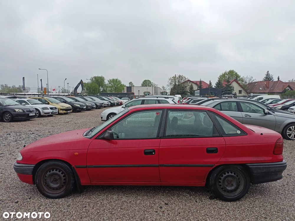 Opel Astra - 2