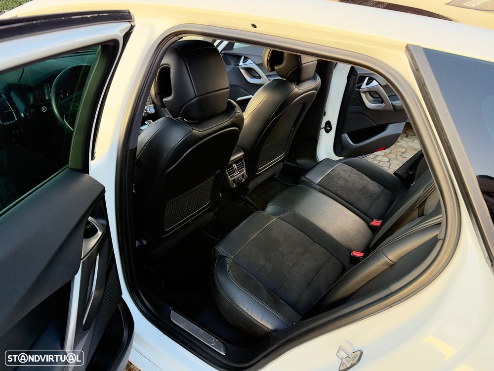 Citroën DS5 e-HDi 115 EGS6 SoChic - 47