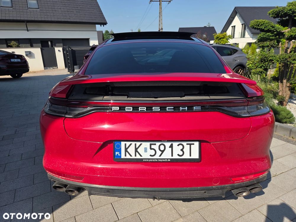 Porsche Panamera 4 - 8