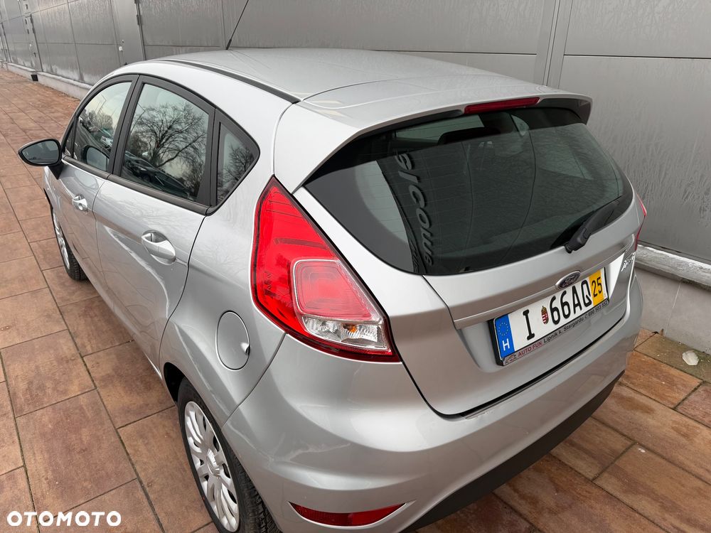 Ford Fiesta - 11