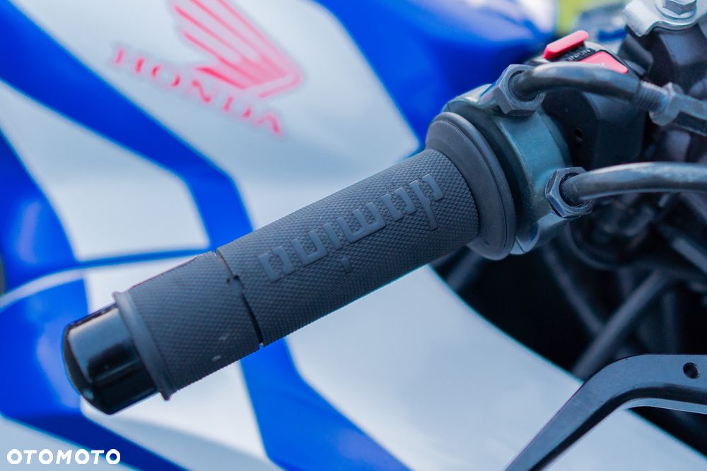 Honda CBR - 17