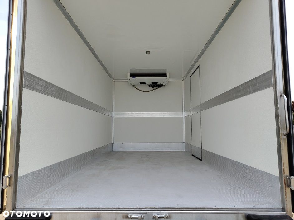 Iveco Daily 35/50C16 3.0 Chłodnia -29*C/+29*C 8 EuroPalet 4.20m. Zasilanie 230V JAK NOWY!! Salon PL!!1 WŁ! FULL SERWIS!! - 32