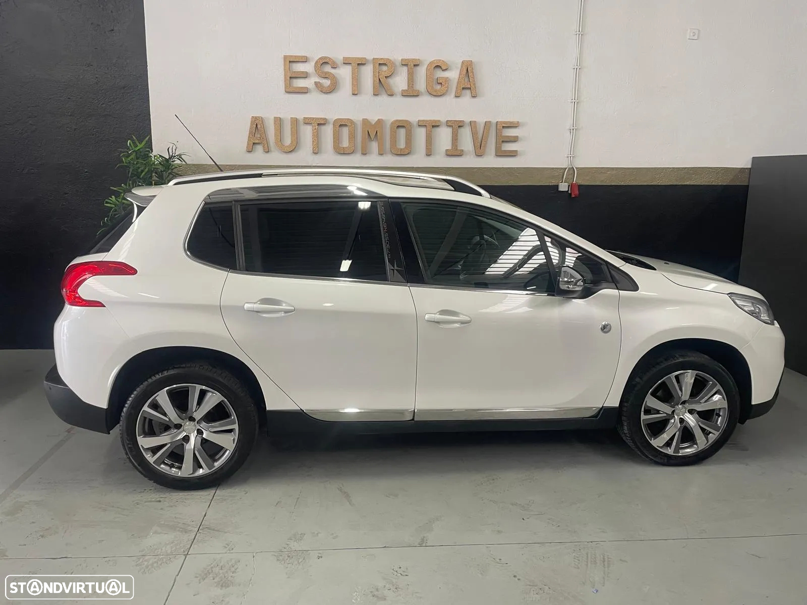 Peugeot 2008 1.2 PureTech Crossway - 15