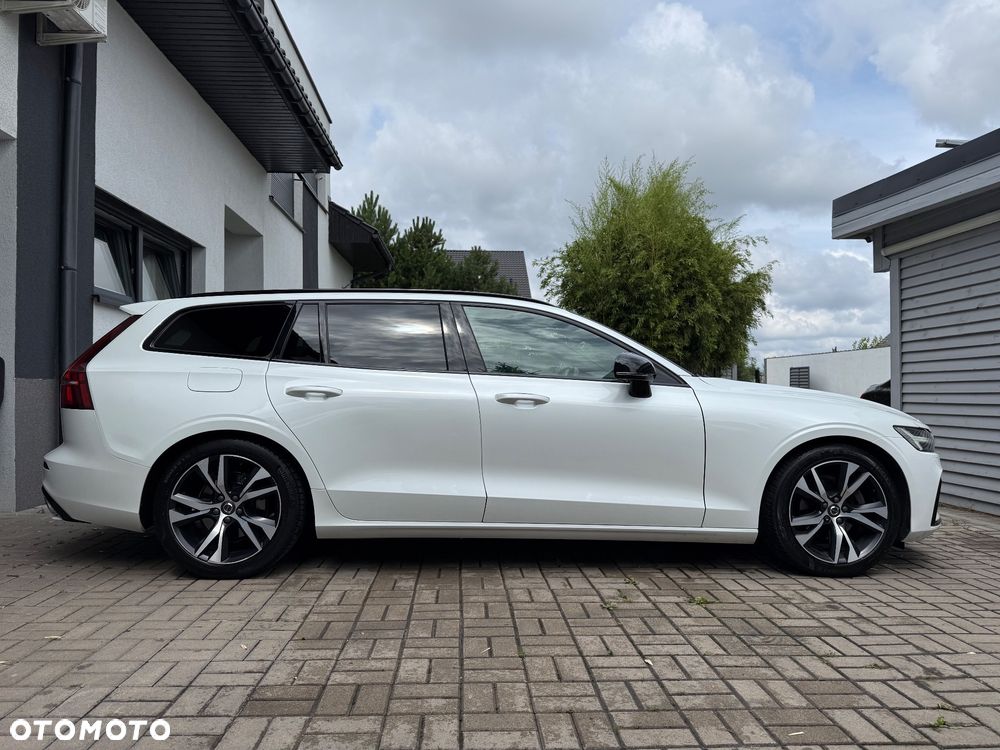 Volvo V60 D3 Drive-E R-Design Momentum - 5