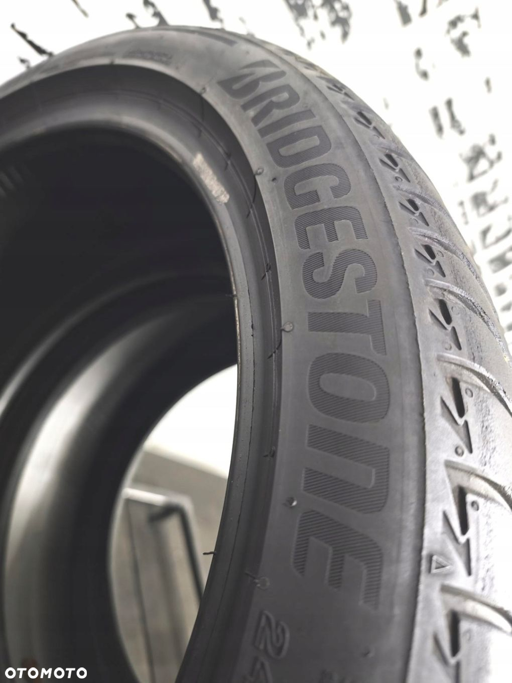 245/40r19 bridgestone 2022 opony letnie 5,5mm 51397 - 3