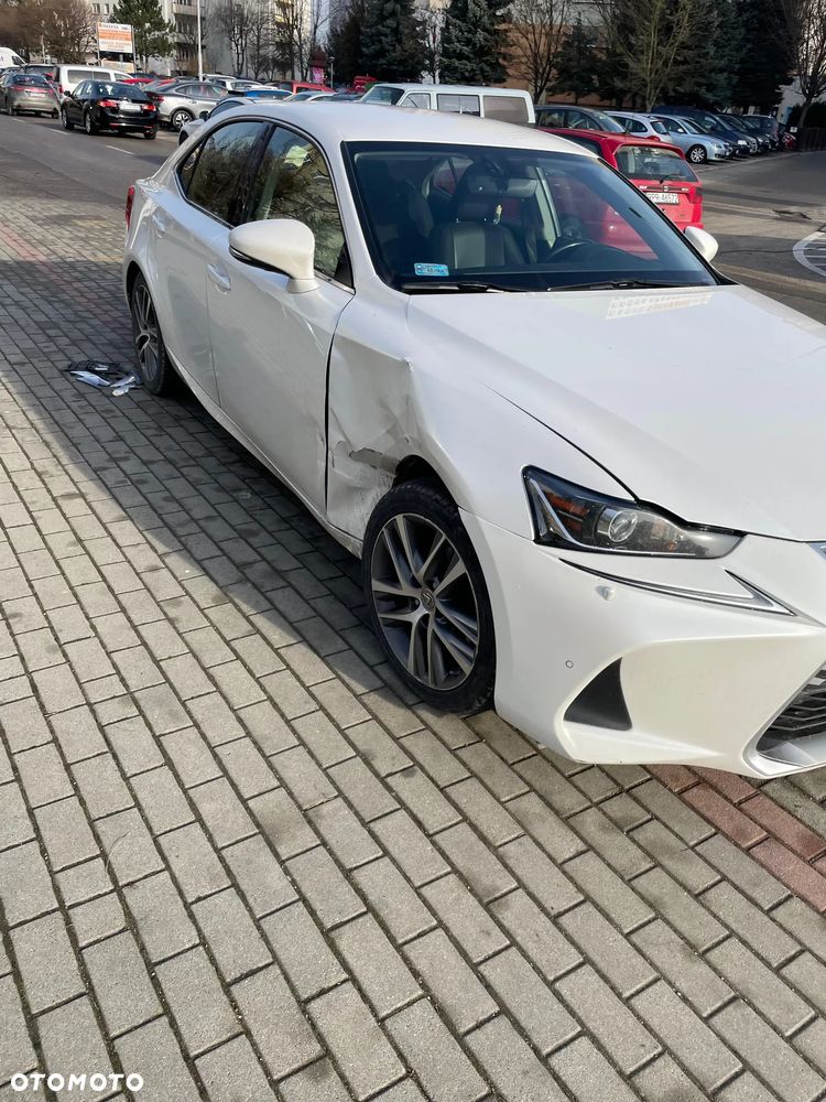 Lexus IS - 17