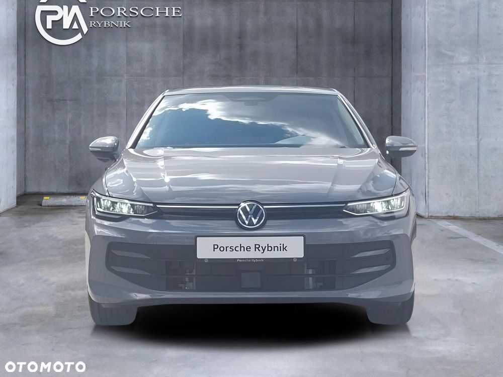 Volkswagen Golf - 9