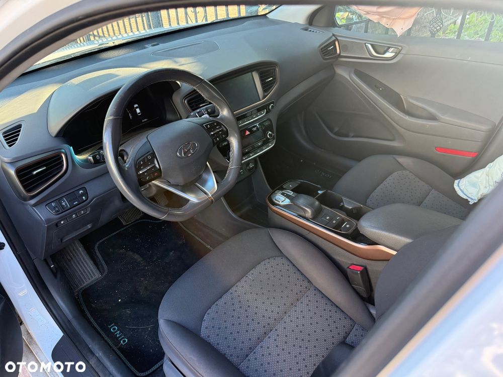 Hyundai IONIQ Electric Platinum - 4